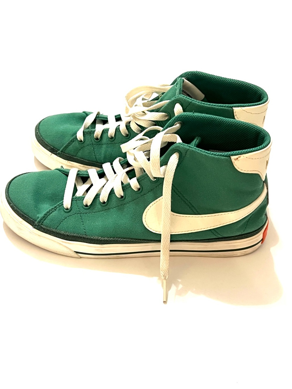 Nike Men’s Size 7 Court Legacy Canvas Mid Green & White Athletic Shoes